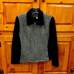 Lizsport petite 2 wool jacket. Black and white. Slit side pockets.